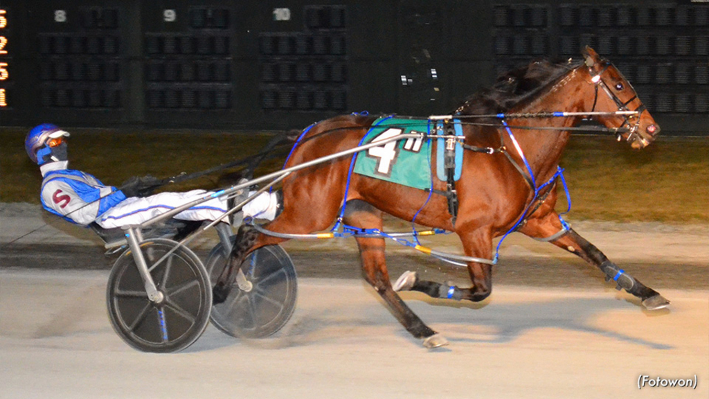Scuola Hanover soars to victory at Dover