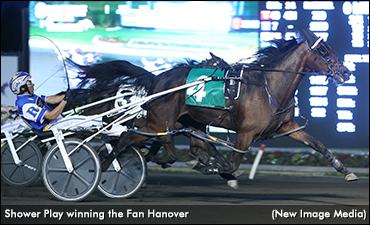 Shower Play Storms Home In Fan Hanover	