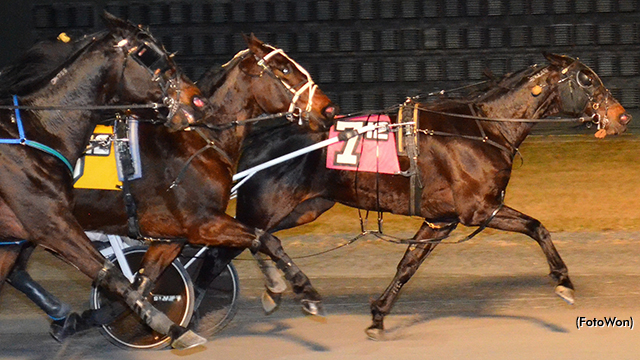 Yanks Dugout Scores At Dover Yanks Dugout Scores At Dover
