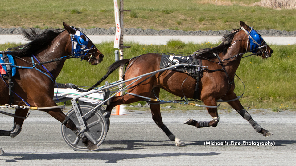 Annasfeatherfoot First In Fraser Claiming Final