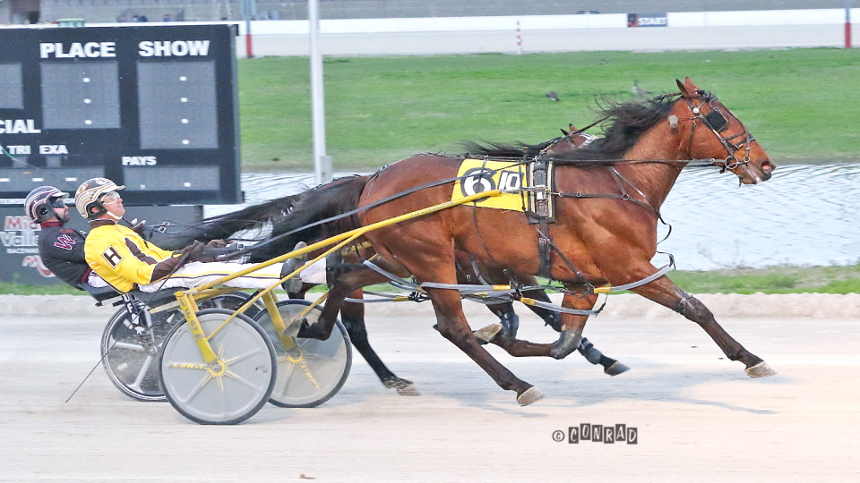 Burke's Boys Dominate In Hackett Memorial