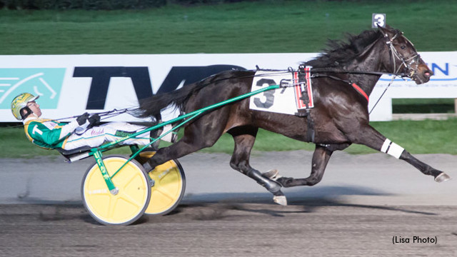 Solid Seasonal Debut For Fashion Schooner