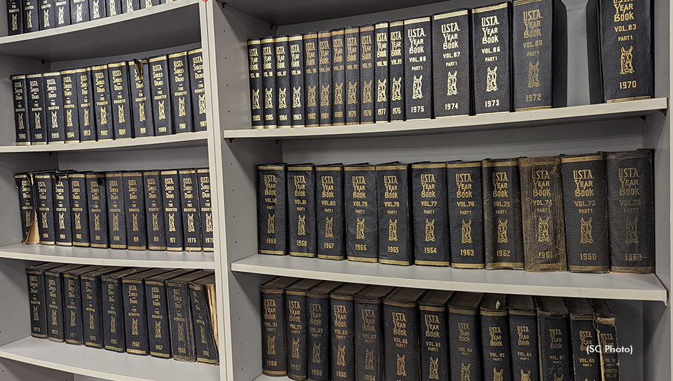Historical Standardbred Record Books Available
