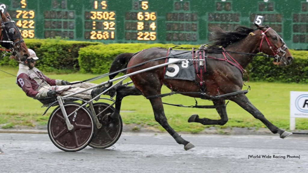 Major Betts Turns Tables At Freehold