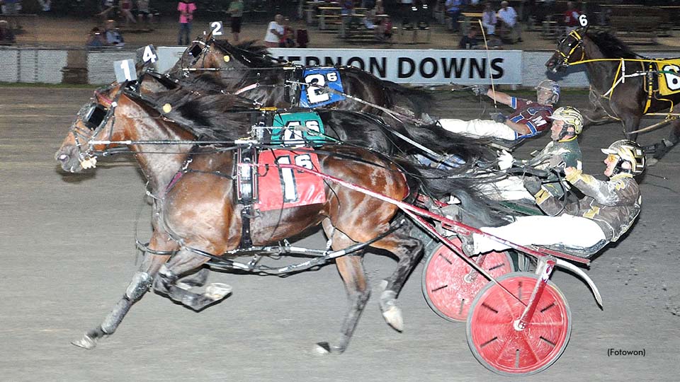 Vernon Downs' 70th Season Opens Saturday