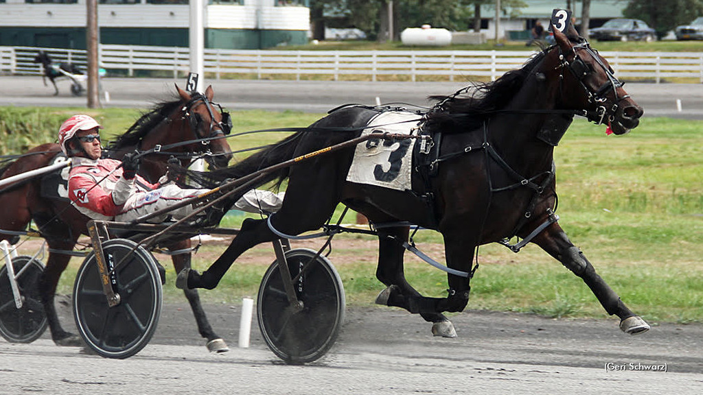 Hurrikane Hunter Matches Monticello Record