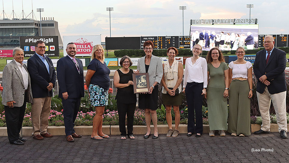 Malinowski Receives Service To Youth Award