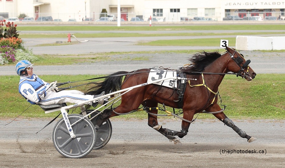 Ladycorona Scores Maiden Win At Hippodrome 3R