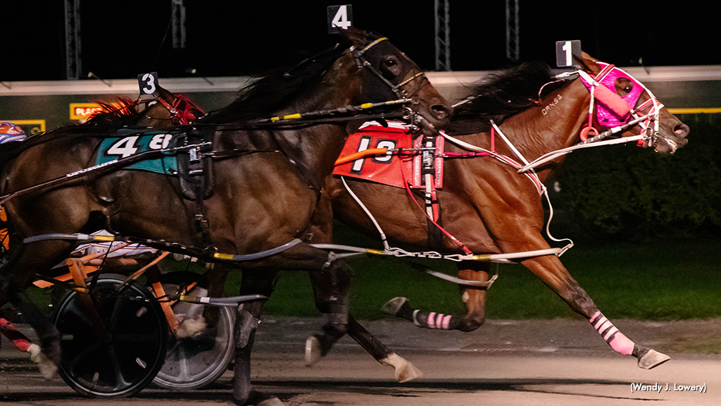 Pretty Blue Angel Pulls Large Upset At Batavia