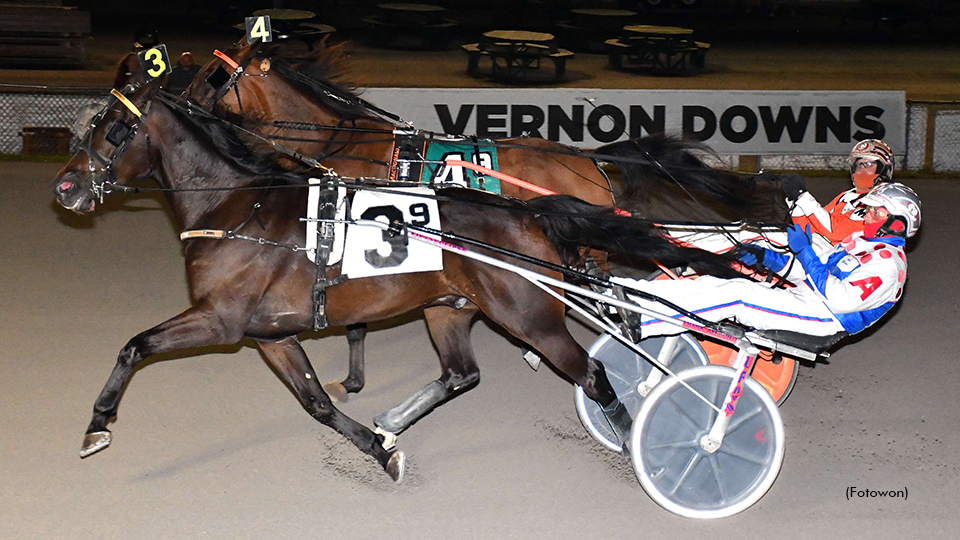 Bourbon Express Digs In For Vernon Victory