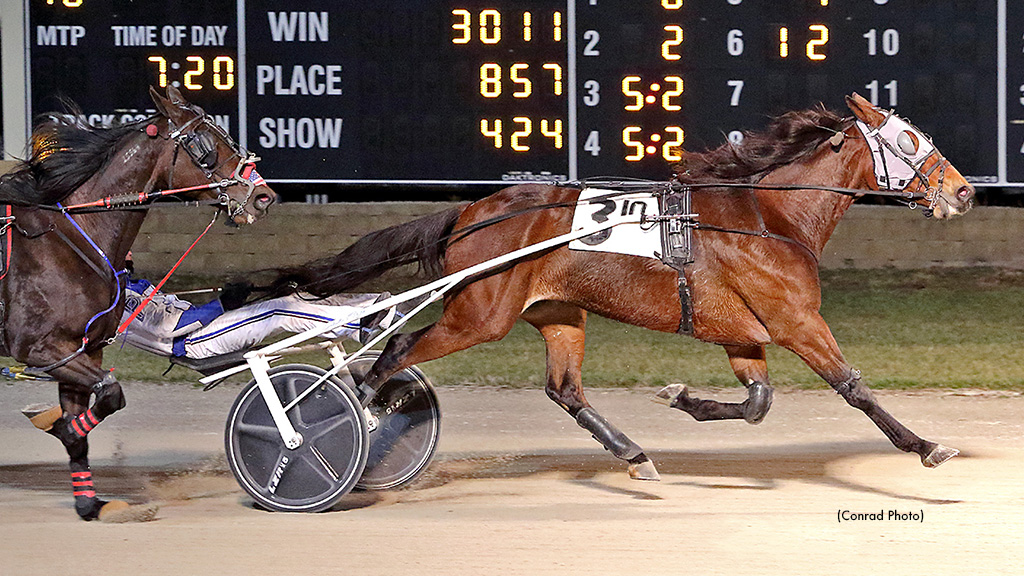 Smith Wins Five, Tough Muscle Wins Dayton Open