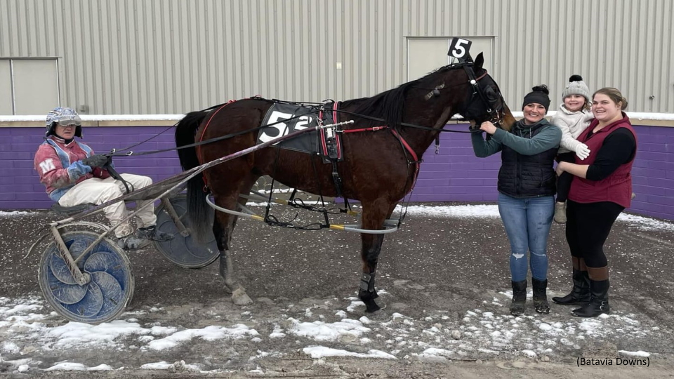 Batavia Downs Kicks Off Pop Up Series