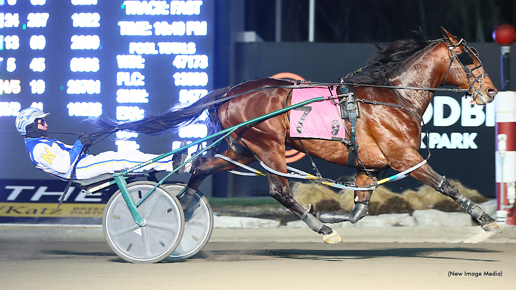 Ario Hanover Rips To Mohawk Win