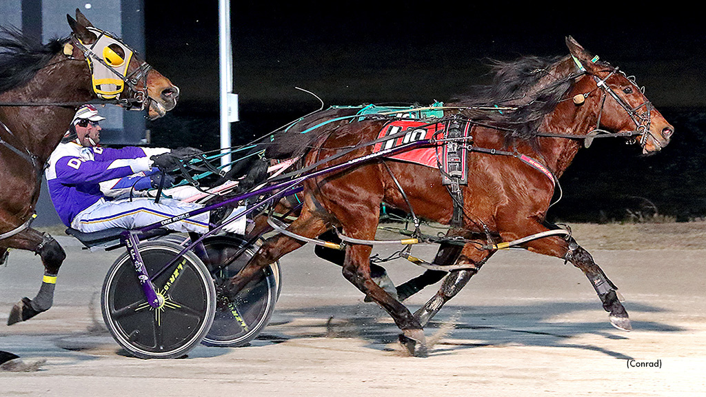 Mustang Beach Ekes Out $35,000 Win At Miami Valley
