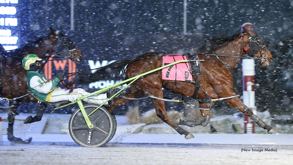 Uhtred Returns In Mohawk Qualifiers