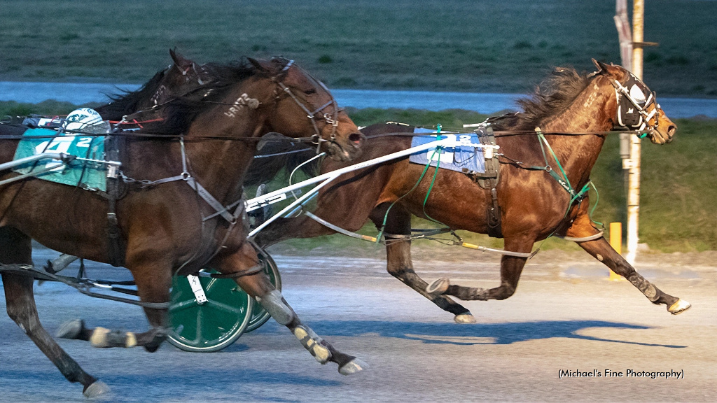 In High Cotton Scores; Marino And Campbell Sizzle