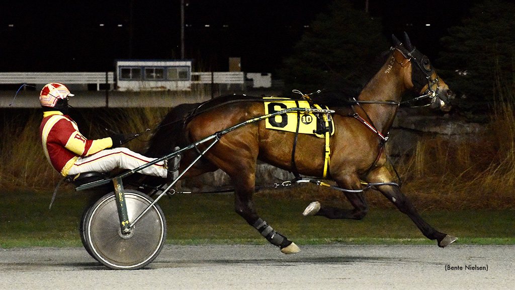 Donatover Succeeds In Rideau Preferred