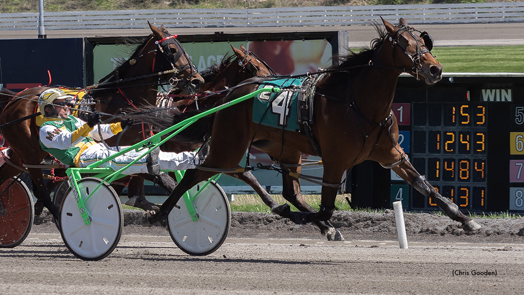 Southwind Bourbon Wins Meadows Series Leg With Swift Back Half