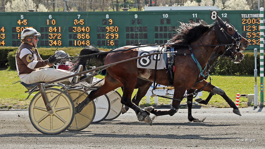 Sheridan, Calabrese Take AHDC Trots