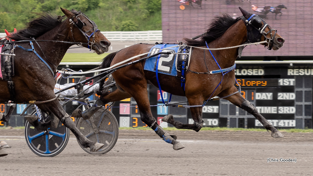 A Real Legend Rallies To Win Friday