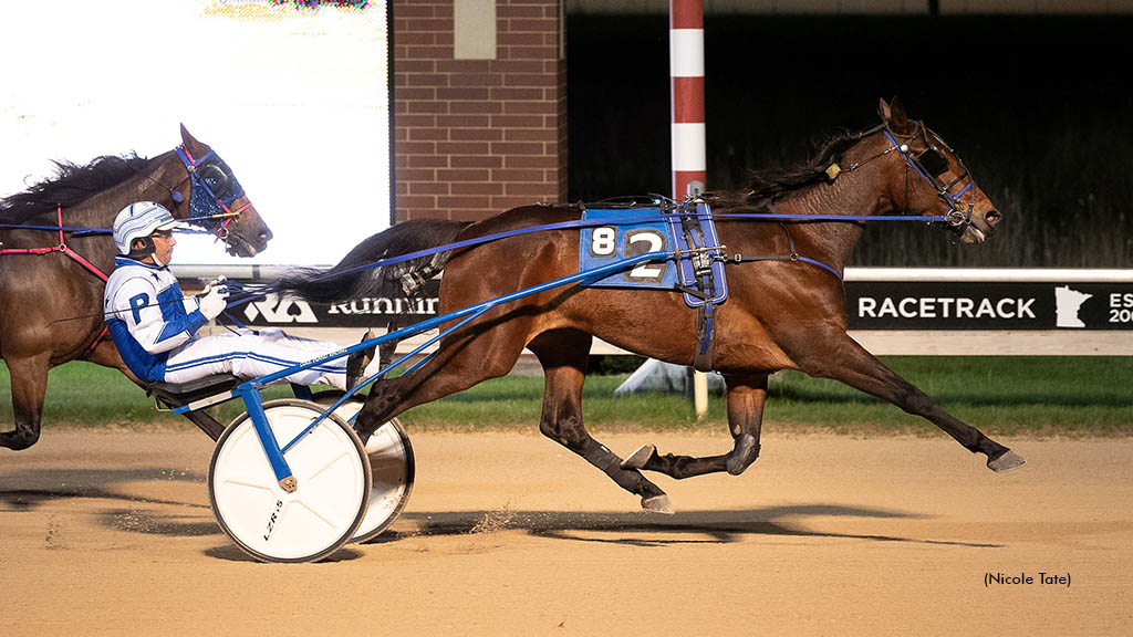 Jack Rabbit Slims Stars On Aces Opening Night