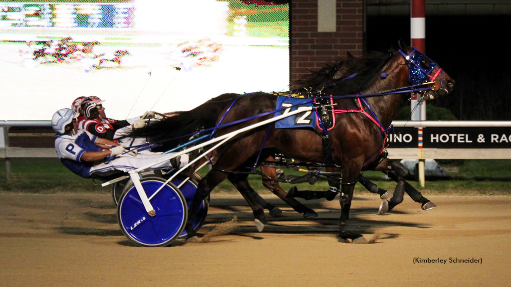 Macs Marvel Sets Aces Record In Dramatic Photo Finish
