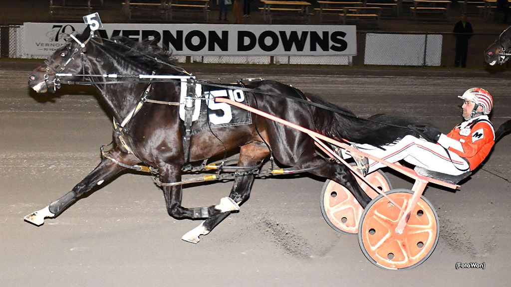 Natameri Tops Vernon Open To Give MacDonald Fifth Win