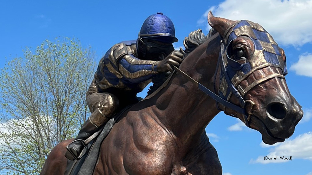 Secretariat Statue To Stop At Shenandoah Downs 