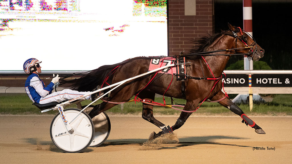 Hezzz A Wise Sky Sets Running Aces Record