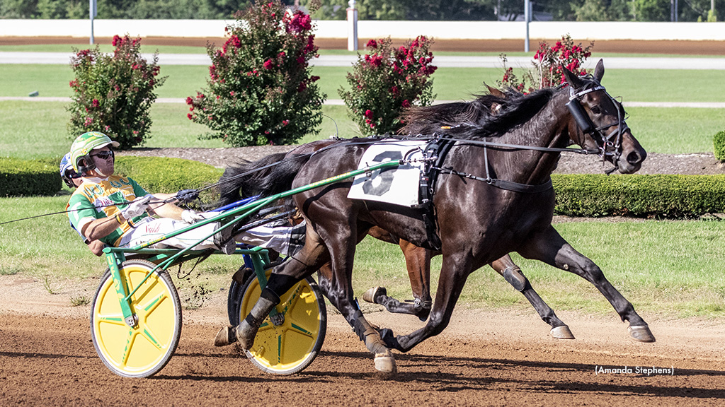 Dolce Amara Soars At Red Mile