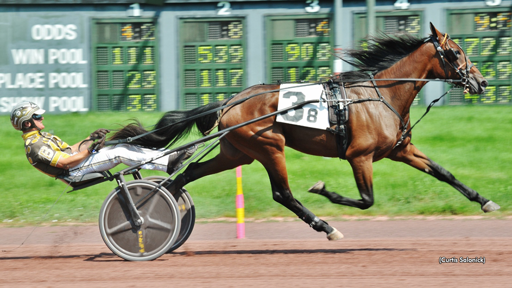 Freshman Trotting Fillies Fight In PA All-Stars