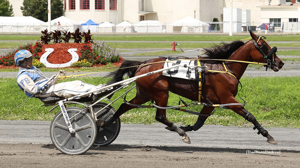 Ladycorona Headlines 3R Sunday Stakes Action