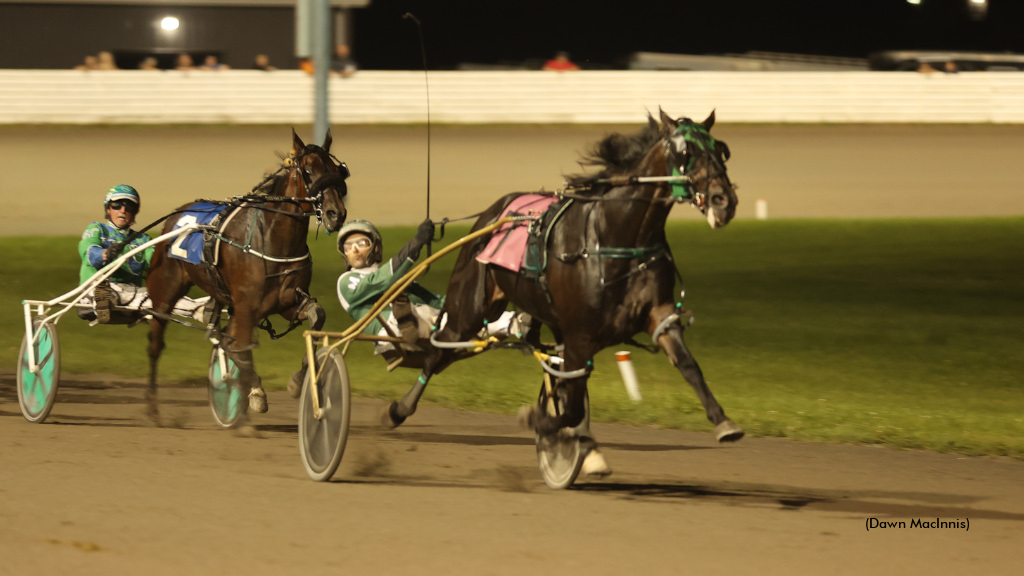 Roll Em Destroys 'Em In Governor's Plate 55