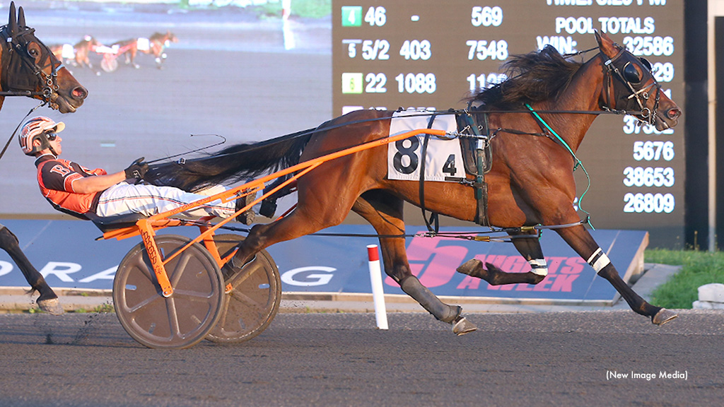 Grassroots Trotters Motor Over Mohawk
