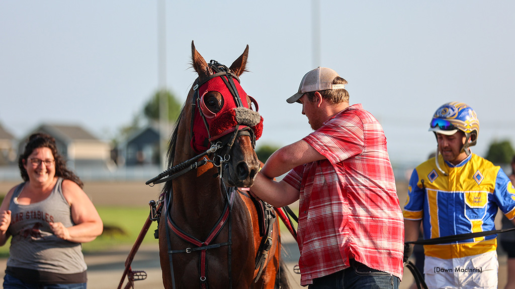 Starship Beauty Fastest In Sires Stakes Opener 
