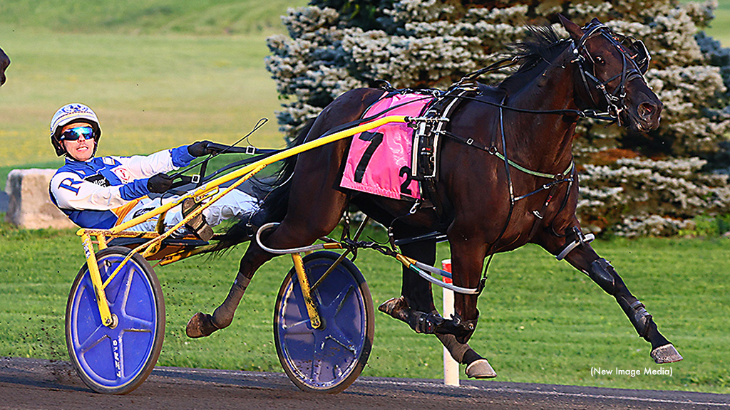 Tuesday Five-Bagger For Roy At Mohawk Tuesday Five-Bagger For Roy At Mohawk