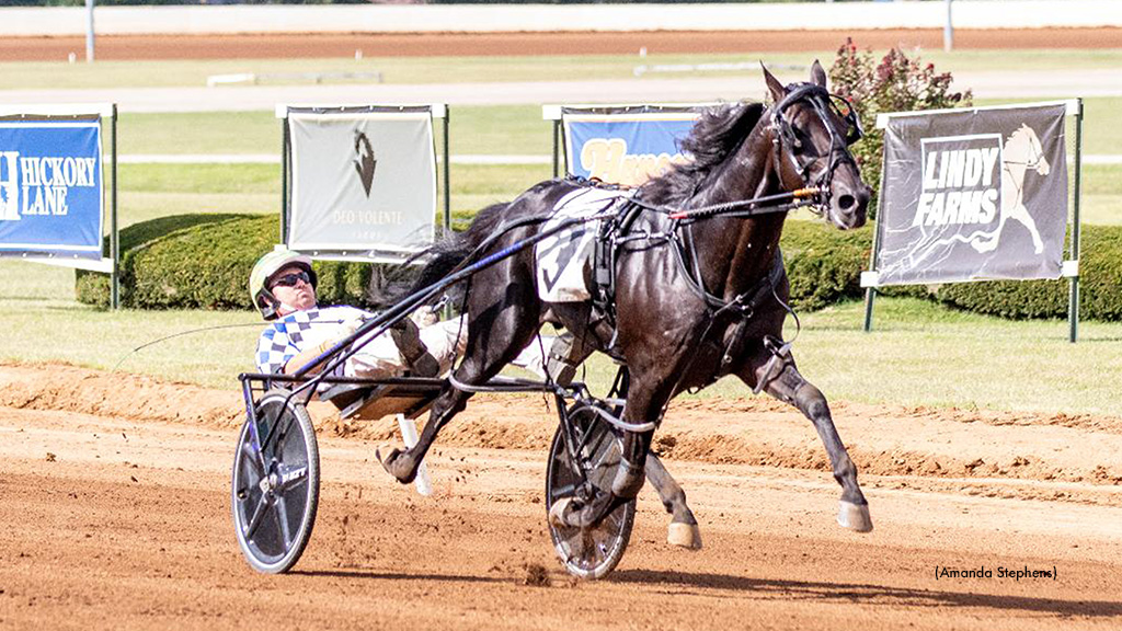 Confederate Smashes World Record At The Red Mile