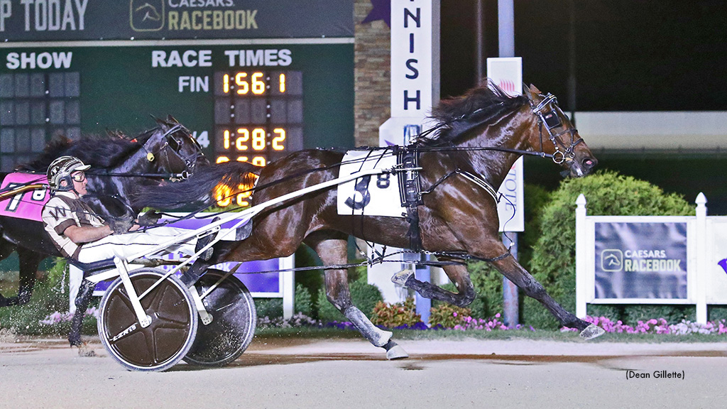 Freshman Trotting Colts Battle In Hoosier INSS