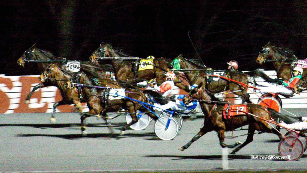 Harness racing at Rosecroft Raceway