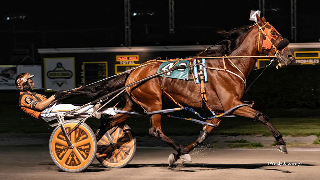 Summer Slash Dismantles Top Mares At Batavia