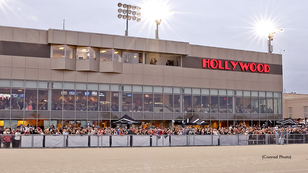 Exotic Races Attract Record Crown At Dayton