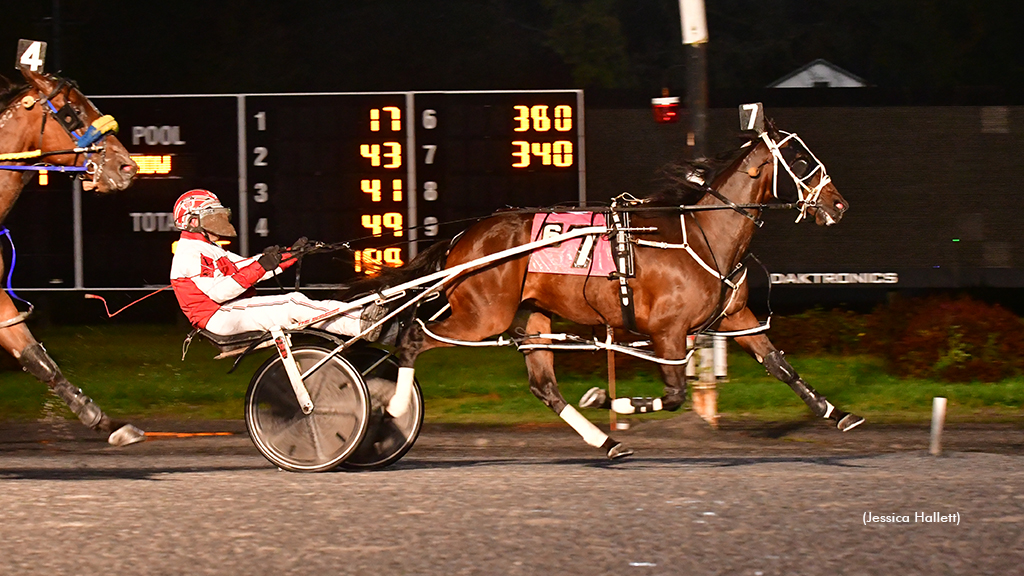 Rocknroll Runa A Returns To Saratoga A Winner