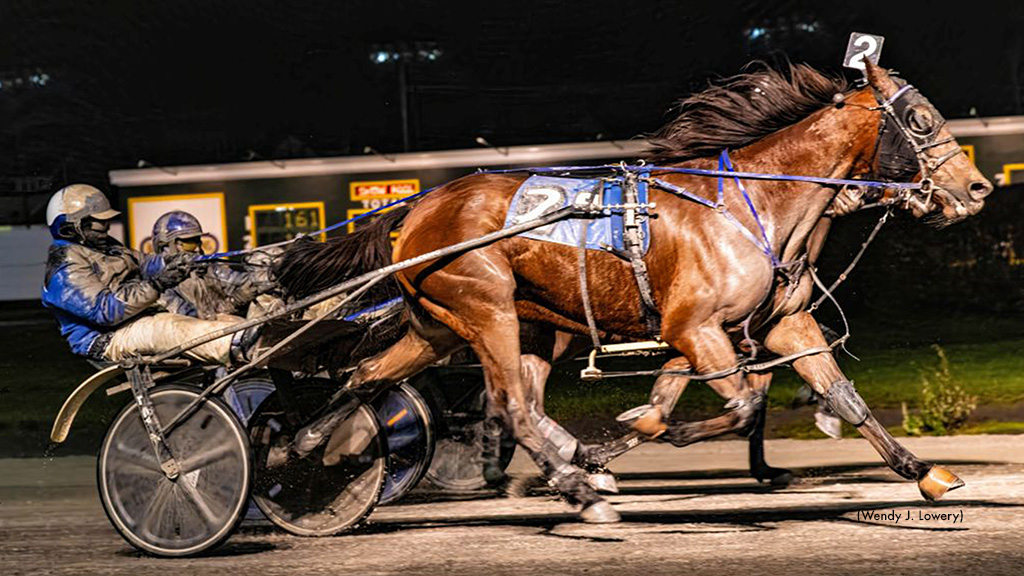 Ricky Be Sharp Cut Through The Mud At Batavia