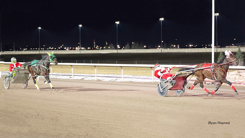 Santa Claus Faces The Grinch At Canadian Racetracks