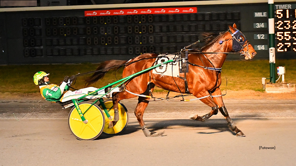 Boudoir Hanover Three-Peats In Dover Open
