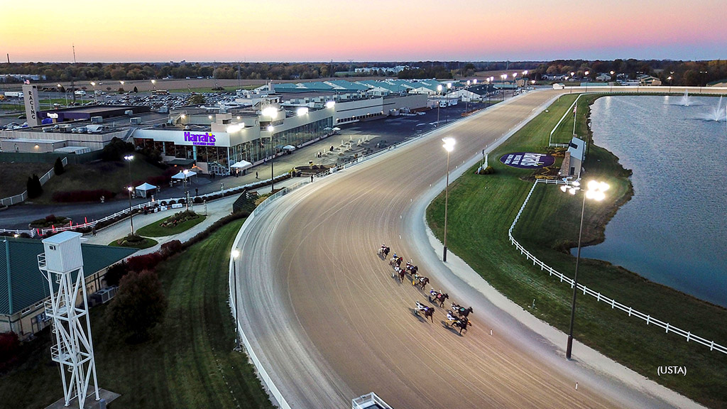 Harness racing at Hoosier Park