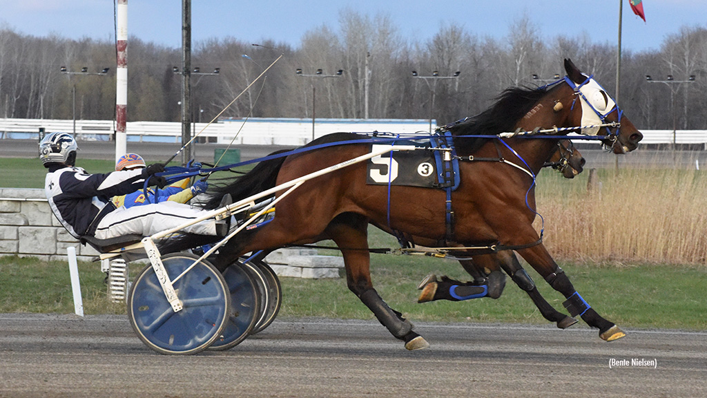 Archer Trainees Sweep Sunday Preferreds At Rideau