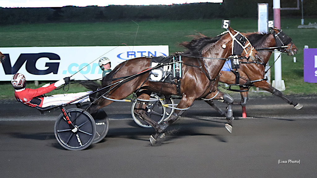 Red Right Hand Sells For Six Figures