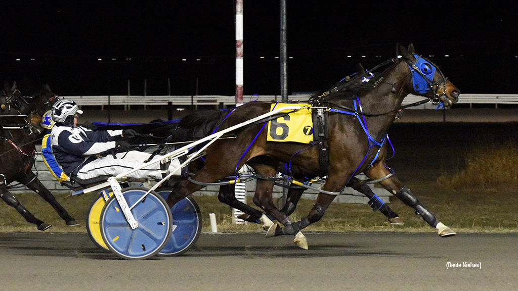 Gagnon Sweeps Rideau Preferreds