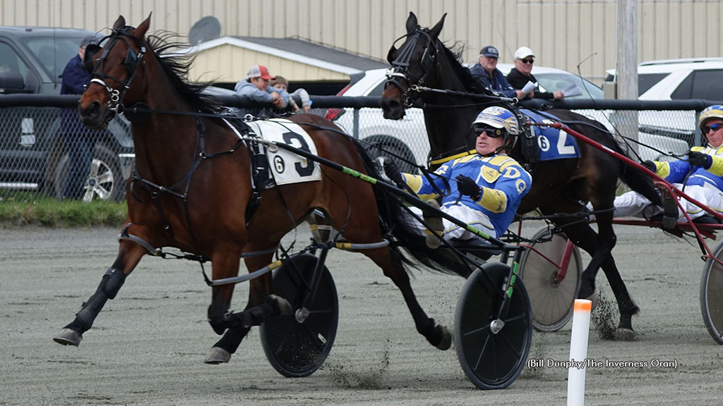 Sunshine Lou winning at Inverness Raceway